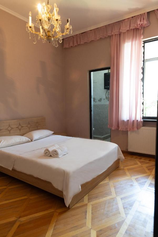Wine House Hotel Tbilisi Eksteriør billede