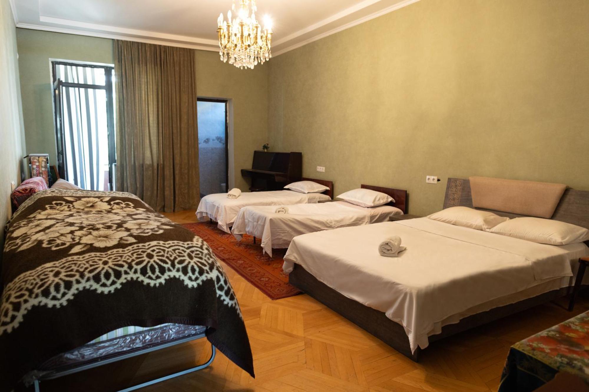 Wine House Hotel Tbilisi Værelse billede